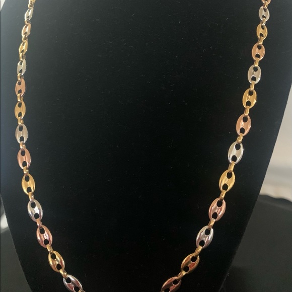 14k tri color Gucci link chain - Picture 6 of 6